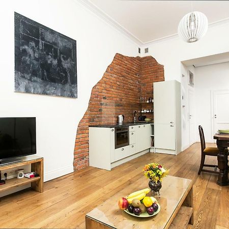 Old Town Brigue Apartment By Otium Краков Экстерьер фото